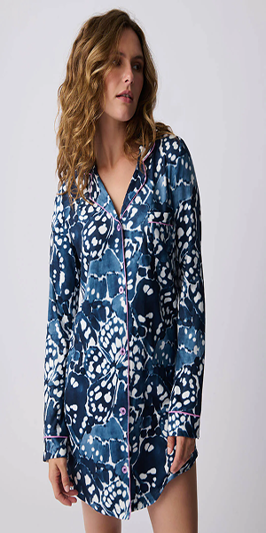 Nightshirt in navy and ivory butterfly print knit Button-front with collar & contrast lilac piping 95% Polyester, 5% Elastane - Heavy Butter Jersey Machine Wash Cold. Do Not Bleach. Tumble Dry Low. Imported Color: Navy